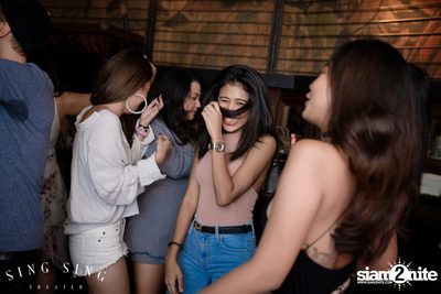 BLING IT กับ Bangkok Invaders ที่ ซิง ซิง เธียเตอร์ — photo 24