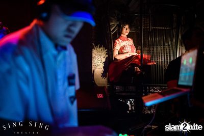 BLING IT กับ Bangkok Invaders ที่ ซิง ซิง เธียเตอร์ — photo 31