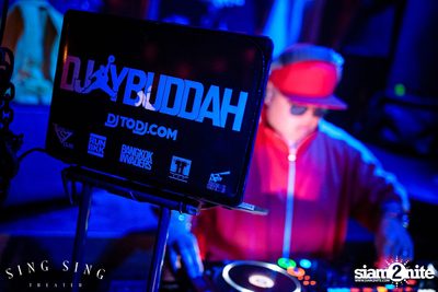 BLING IT กับ Bangkok Invaders ที่ ซิง ซิง เธียเตอร์ — photo 57