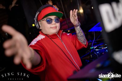BLING IT กับ Bangkok Invaders ที่ ซิง ซิง เธียเตอร์ — photo 59