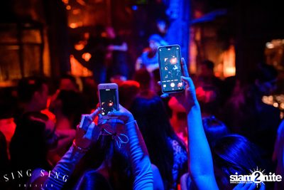 BLING IT กับ Bangkok Invaders ที่ ซิง ซิง เธียเตอร์ — photo 67