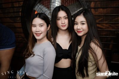 BLING IT กับ Bangkok Invaders ที่ ซิง ซิง เธียเตอร์ — photo 97