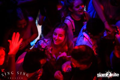 BLING IT กับ Bangkok Invaders ที่ ซิง ซิง เธียเตอร์ — photo 126