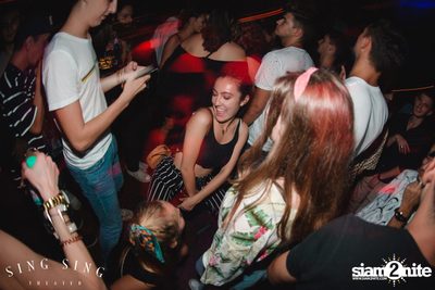 BLING IT กับ Bangkok Invaders ที่ ซิง ซิง เธียเตอร์ — photo 146