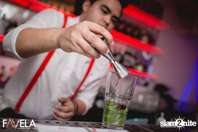 Ladies Night at Favela Thonglor — photo 10