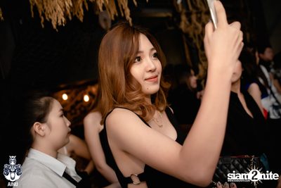 Atom Chanakan at AINU Bar — photo 15