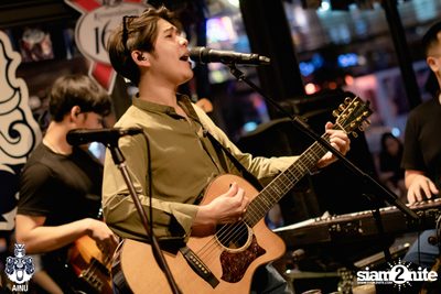 Atom Chanakan at AINU Bar — photo 38