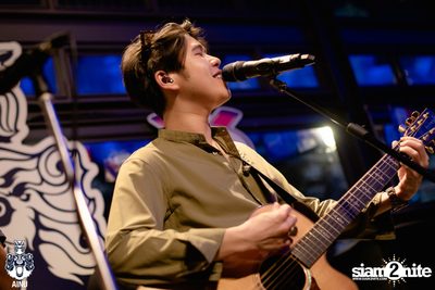 Atom Chanakan at AINU Bar — photo 39