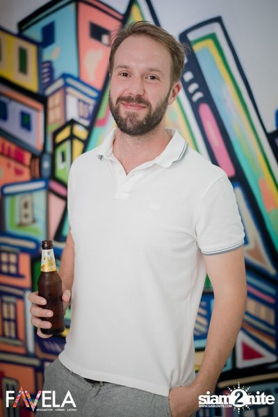 Friday Night at Favela Thonglor — photo 41