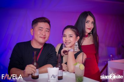 Friday Night at Favela Thonglor — photo 55