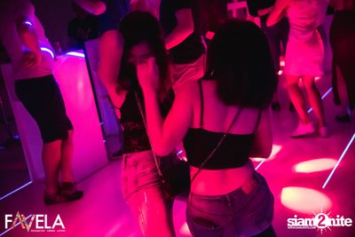 Saturday Night at Favela Thonglor — photo 23