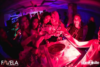 Saturday Night at Favela Thonglor — photo 39