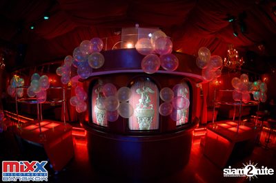 Sugar n Cream at MIXX Bangkok — photo 9