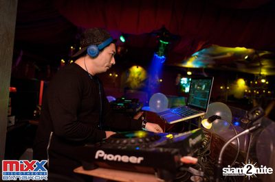 Sugar n Cream at MIXX Bangkok — photo 43