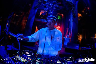 BLING IT กับ Bangkok Invaders 2nd Anniversary — photo 27