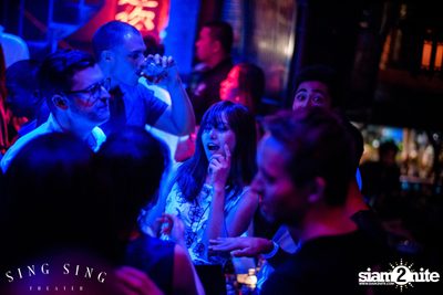 BLING IT กับ Bangkok Invaders 2nd Anniversary — photo 46