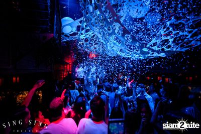BLING IT กับ Bangkok Invaders 2nd Anniversary — photo 116