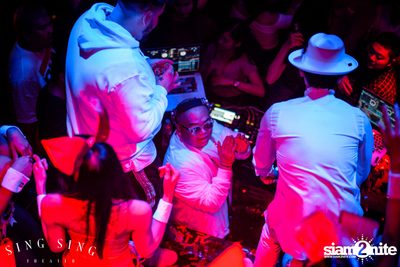 BLING IT กับ Bangkok Invaders 2nd Anniversary — photo 139