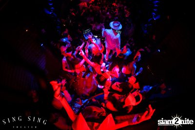 BLING IT กับ Bangkok Invaders 2nd Anniversary — photo 146