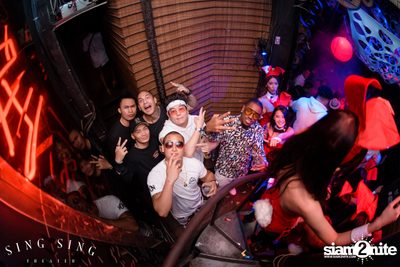 BLING IT กับ Bangkok Invaders 2nd Anniversary — photo 148