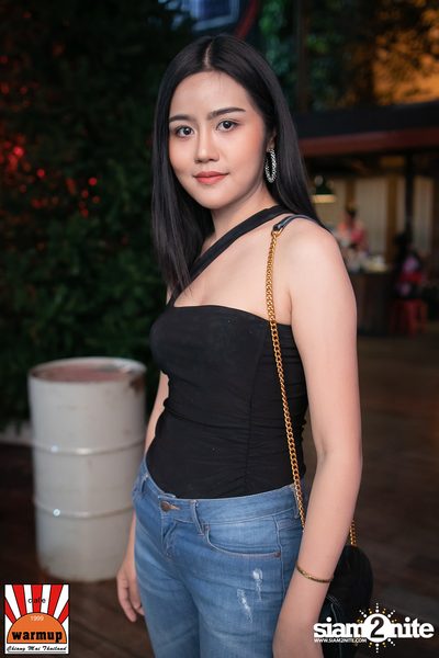 Give Me Five ที่ วอร์ม อัพ คาเฟ่ เชียงใหม่ — photo 8