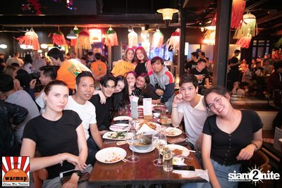 Give Me Five ที่ วอร์ม อัพ คาเฟ่ เชียงใหม่ — photo 30