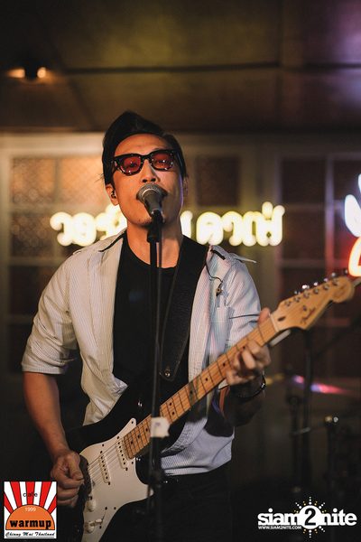 Give Me Five ที่ วอร์ม อัพ คาเฟ่ เชียงใหม่ — photo 36