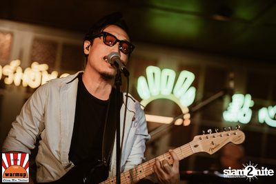 Give Me Five ที่ วอร์ม อัพ คาเฟ่ เชียงใหม่ — photo 38