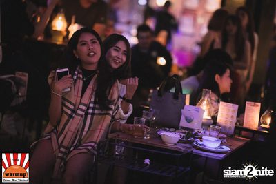 Give Me Five ที่ วอร์ม อัพ คาเฟ่ เชียงใหม่ — photo 44