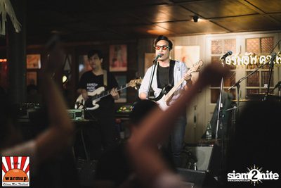 Give Me Five ที่ วอร์ม อัพ คาเฟ่ เชียงใหม่ — photo 47