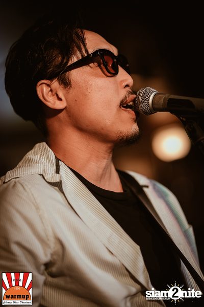 Give Me Five ที่ วอร์ม อัพ คาเฟ่ เชียงใหม่ — photo 53