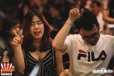 Give Me Five ที่ วอร์ม อัพ คาเฟ่ เชียงใหม่ — photo 59