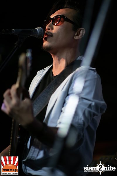 Give Me Five ที่ วอร์ม อัพ คาเฟ่ เชียงใหม่ — photo 61