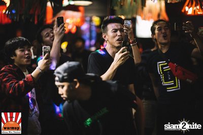 Give Me Five ที่ วอร์ม อัพ คาเฟ่ เชียงใหม่ — photo 76