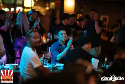 Give Me Five ที่ วอร์ม อัพ คาเฟ่ เชียงใหม่ — photo 84