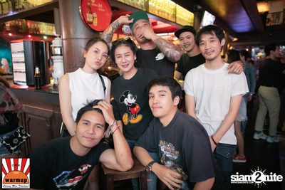 Give Me Five ที่ วอร์ม อัพ คาเฟ่ เชียงใหม่ — photo 88