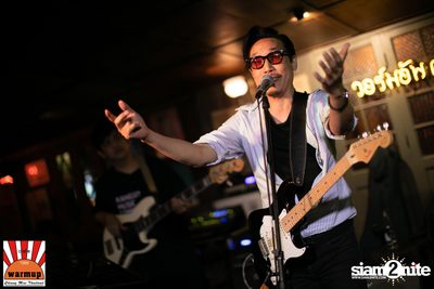 Give Me Five ที่ วอร์ม อัพ คาเฟ่ เชียงใหม่ — photo 90