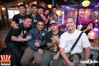Give Me Five ที่ วอร์ม อัพ คาเฟ่ เชียงใหม่ — photo 95