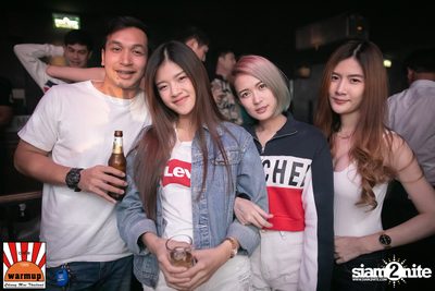 Give Me Five ที่ วอร์ม อัพ คาเฟ่ เชียงใหม่ — photo 100