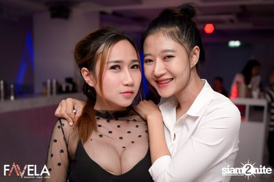 Friday Night at Favela Thonglor — photo 5
