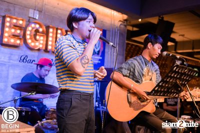 Og-anic x Lazyloxy ที่ บีกิน บาร์ — photo 12