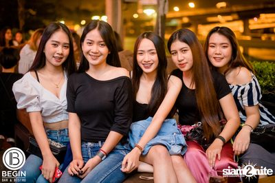 Og-anic x Lazyloxy ที่ บีกิน บาร์ — photo 21