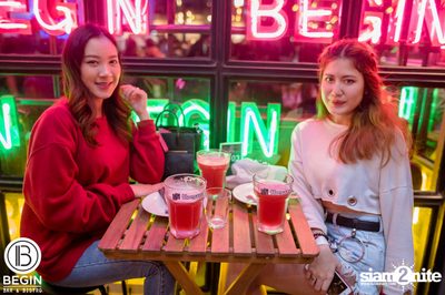 Og-anic x Lazyloxy ที่ บีกิน บาร์ — photo 34