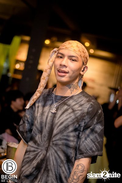 Og-anic x Lazyloxy ที่ บีกิน บาร์ — photo 84