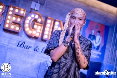 Og-anic x Lazyloxy ที่ บีกิน บาร์ — photo 94