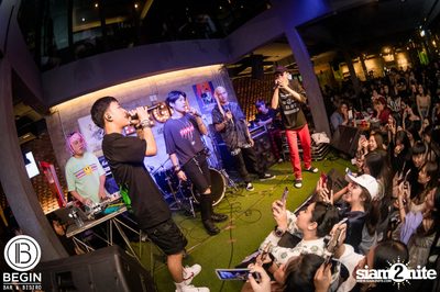 Og-anic x Lazyloxy ที่ บีกิน บาร์ — photo 109