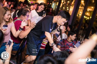Og-anic x Lazyloxy ที่ บีกิน บาร์ — photo 146