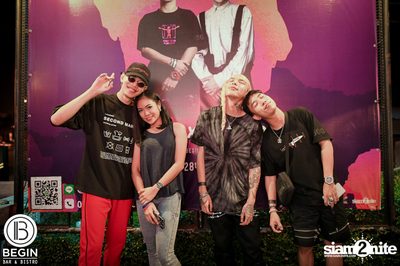 Og-anic x Lazyloxy ที่ บีกิน บาร์ — photo 174