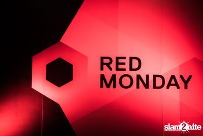 Red Monday at Penta — photo 2