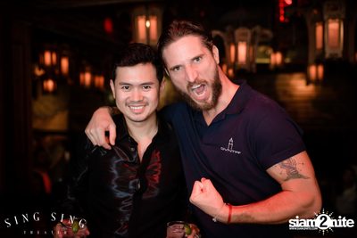 BLING IT กับ Bangkok Invaders ที่ ซิง ซิง เธียเตอร์ — photo 7